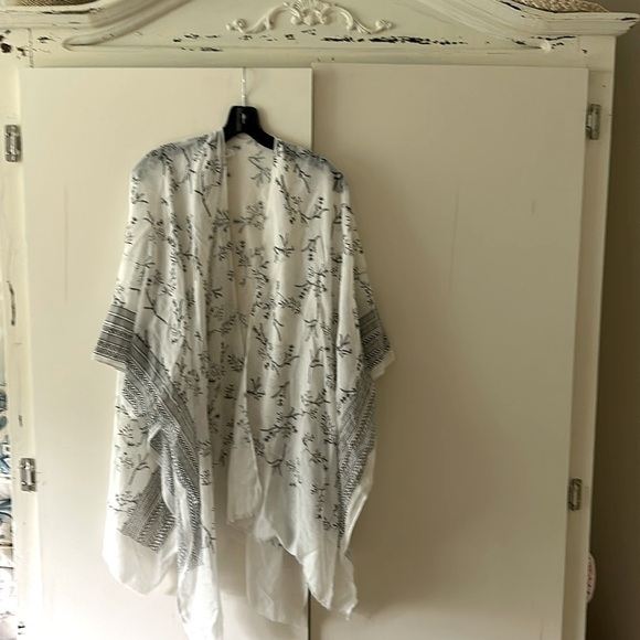 Sears - Picture 1 of 4